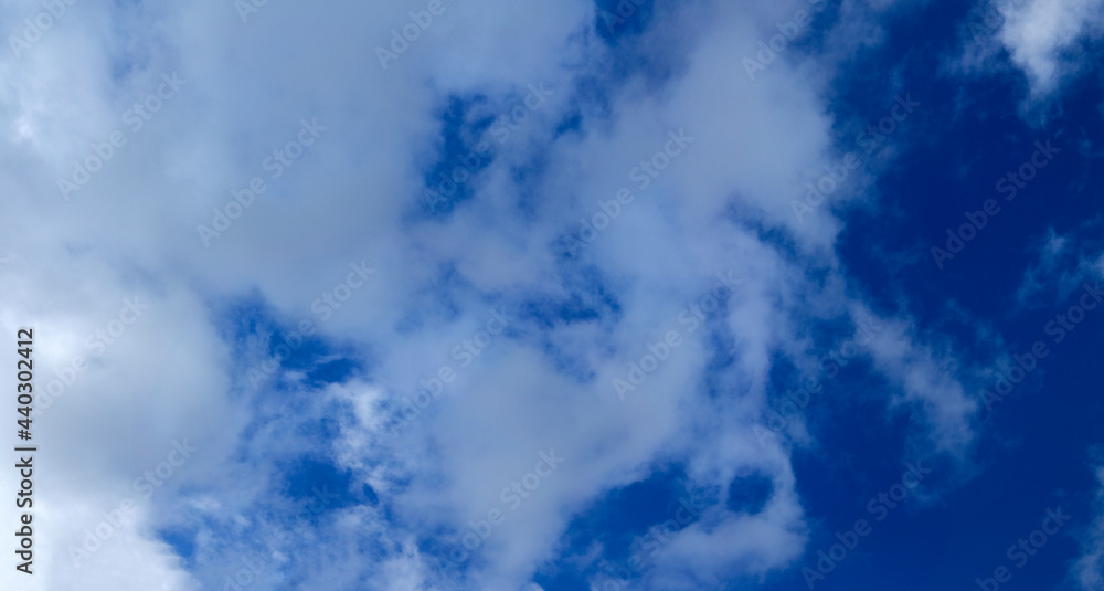 Obraz premium blue sky with clouds