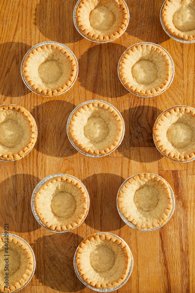 empty small pies empty small pies