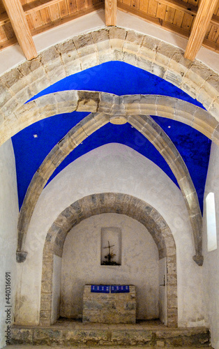 Chapelle romane Sainte Waldesca à Samitier, Aragon, Espagne photo