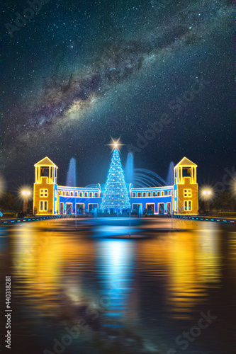 Parque turístico em curitiba Parque tanguá com céu estrelado e temática natalina