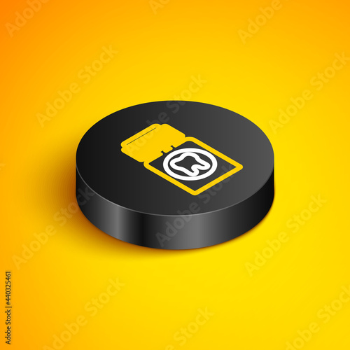 Isometric line Toothache painkiller tablet icon isolated on yellow background. Tooth care medicine. Capsule pill and drug. Pharmacy design. Black circle button. Vector