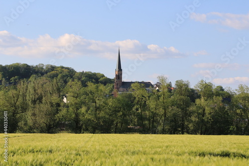 Blick vom Ruhrtalradweg in Menden im Sauerland über das Ruhrtal auf die Stadt Fröndenberg im Kreis Unna photo