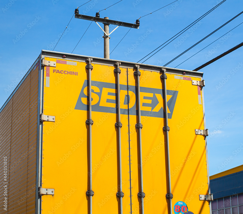 Correios SEDEX. Empresa Brasileira de Correios e Telégrafos. Caminhão da empresa brasileira Correios SEDEX. Empresa Brasileira de Correios e Telégrafos. Caminhão da empresa brasileira