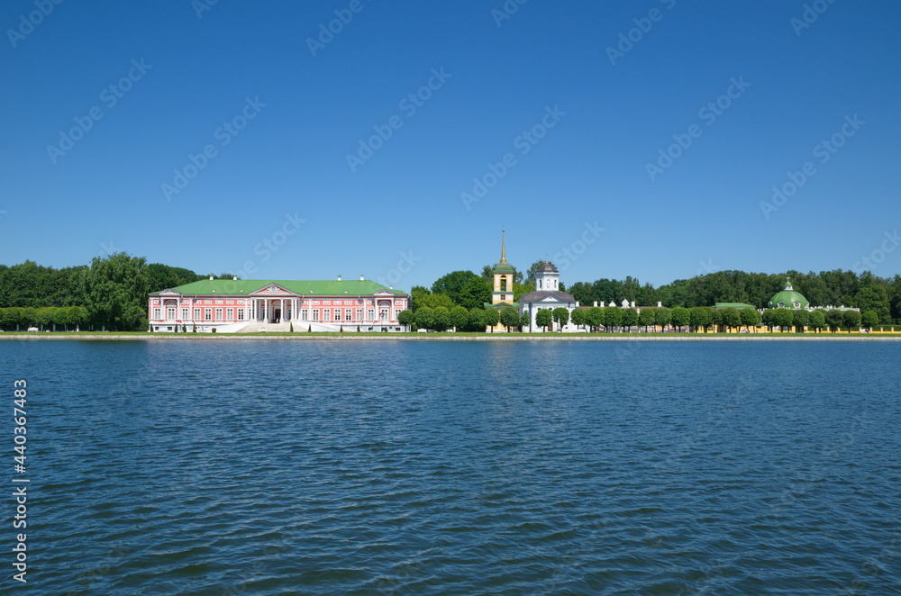 Obraz premium Moscow, Russia - June 17, 2021: Summer view of the Kuskovo estate from the side of the Big Palace Pond