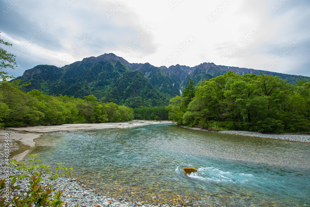 長野県 新緑の上高地 梓川 長野県 新緑の上高地 梓川