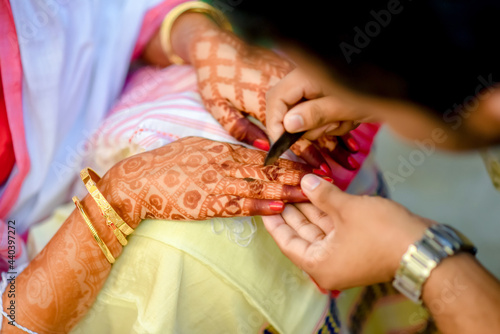 Hindu or Indian Wedding Ceremony Rituals and Traditions (Nail Cutting Ritual)