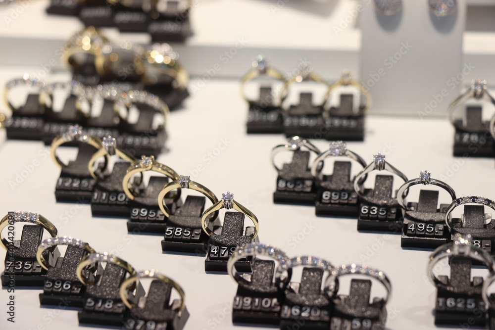 Diamond engagement rings Diamond engagement rings