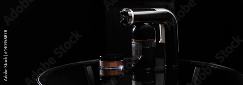 Foto A close-up of the instant tanning equipment