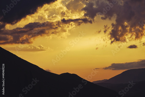 Cloudy sunset over the mountains © Miguel Ángel RM