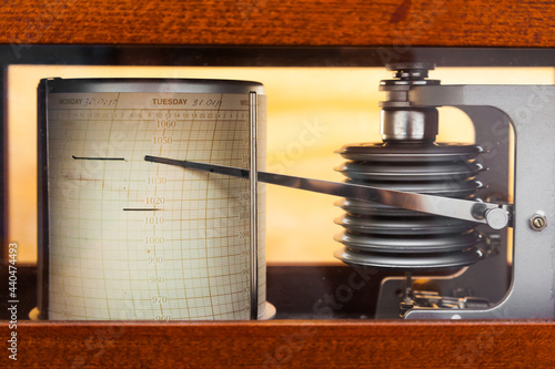 Barograph. The barometer is a self-recording device for continuous recording of atmospheric pressure values.