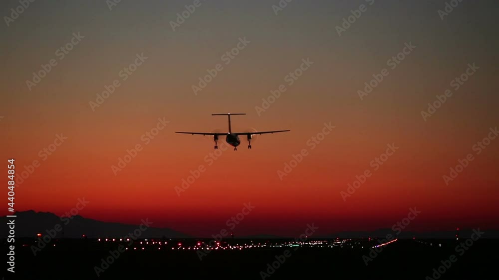 YVR Vancouver International Airport Plane Landing YVR Vancouver International Airport Plane Landing