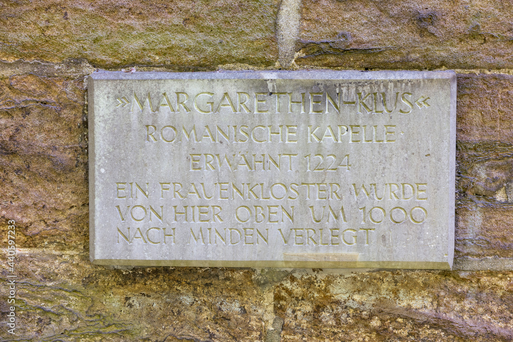 Inschrift auf der Tafel an der Kapelle Margarethenklus am Wittekindsberg in Barkhausen / Porta Westfalica