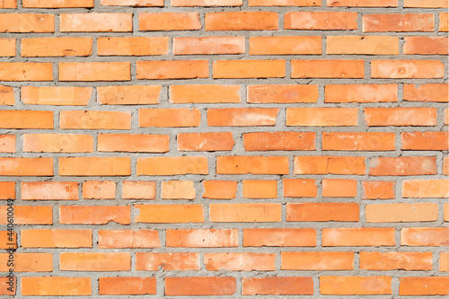 Ściana z czerwonej cegły