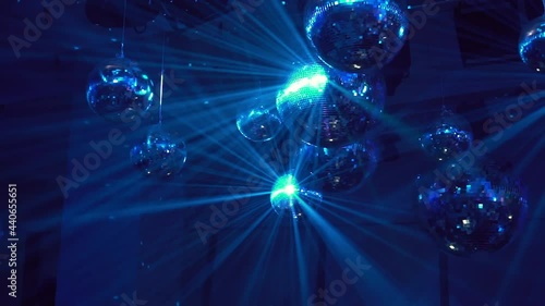 Wallpaper Mural concert light dynamic devices with disco balls Torontodigital.ca