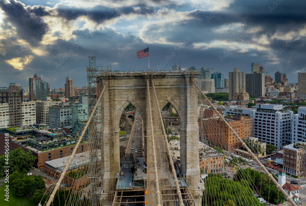 Fototapeta premium The majestic Brooklyn Bridge in New York brooklyn side view USA