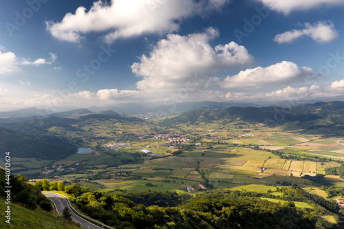 Wallpaper Mural view from the hill Torontodigital.ca