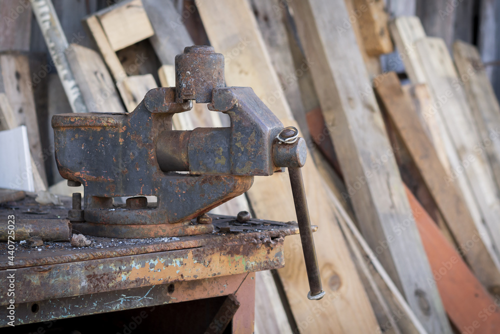 Iron vice. Accessories for manual labor. Metalworking Iron vice. Accessories for manual labor. Metalworking