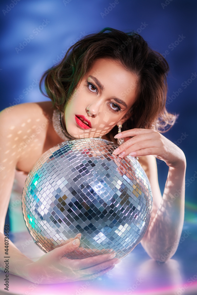 Naklejka premium woman in gems