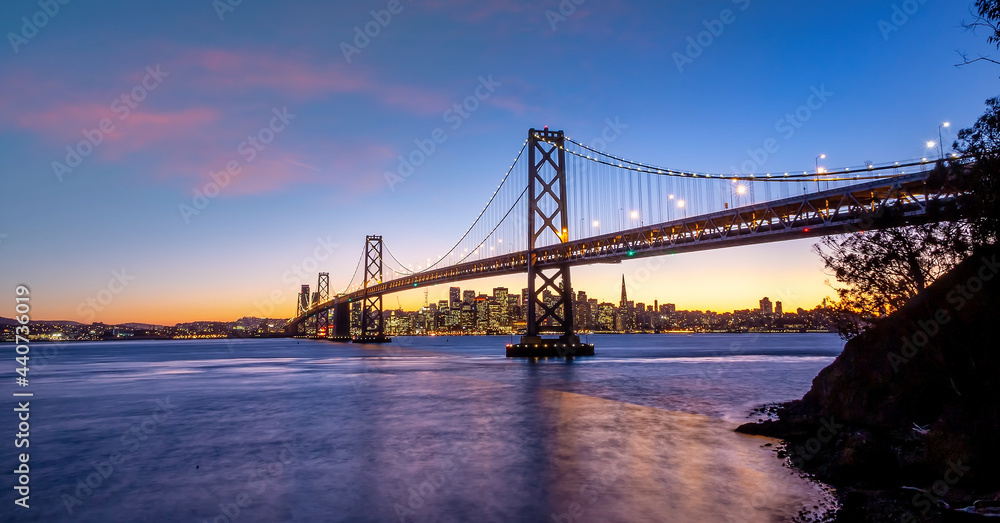 Obraz premium Famous Golden Gate Bridge San Francisco in California USA