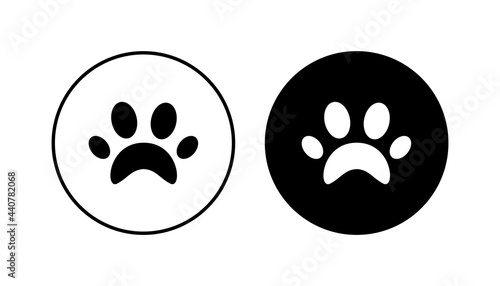Paw icon set. paw print icon vector. dog or cat paw
