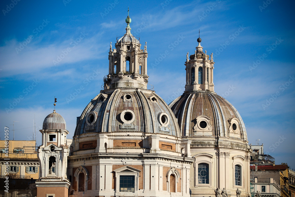 Rom - Zwillingskirchen auf der Piazza Venezia