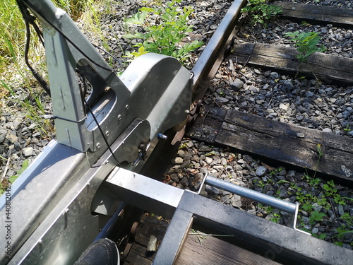 Aluminiumverkleidung des Fahrwerk einer Fahrrad Draisine bei einem Ausflug auf der Bahnlinie bei Rinteln im Weserbergland im Kreis Schaumburg in Niedersachsen photo