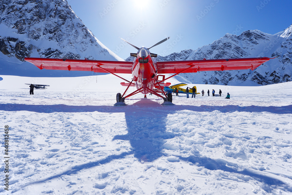 Obraz premium red plane on glacier