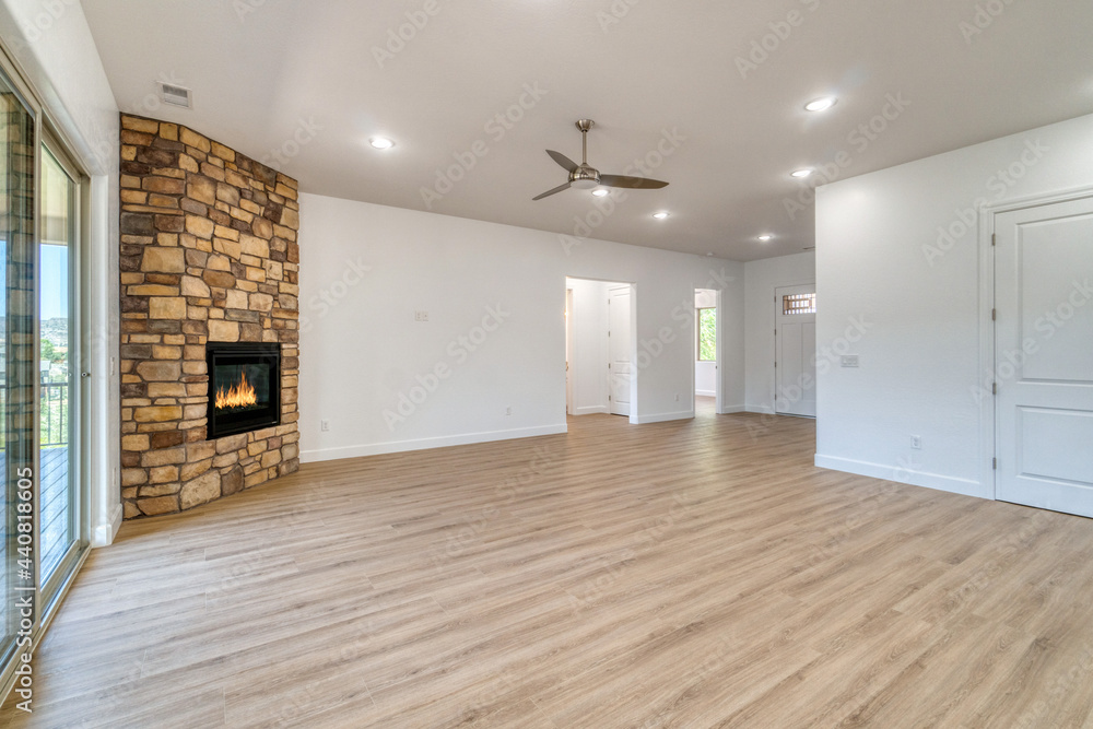 Empty room with a fireplace Empty room with a fireplace