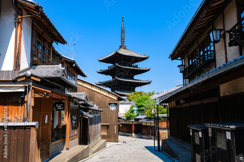 京都市 八坂の塔と街並み