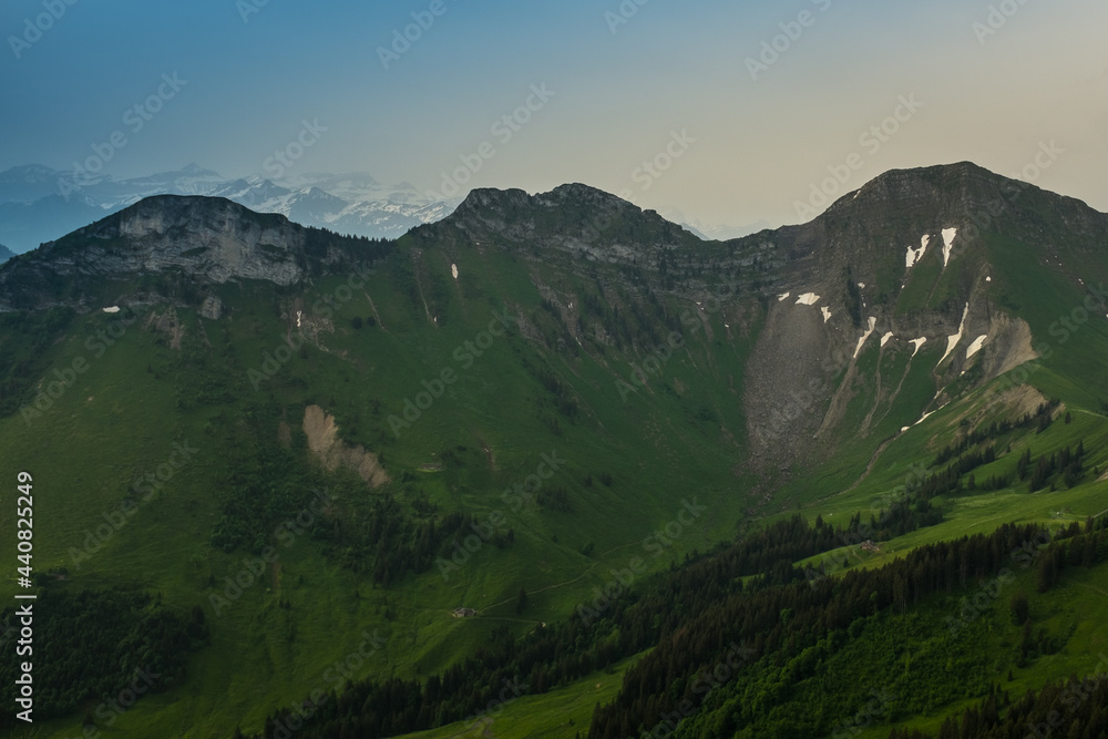 Obraz premium Landscape view of the swiss Alps from the mountain of 