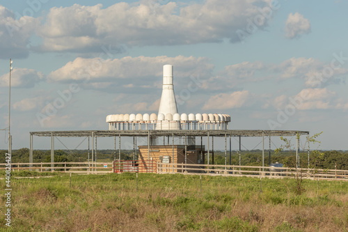 Aviation Vor VHF Omnidirectional Radio Range photo