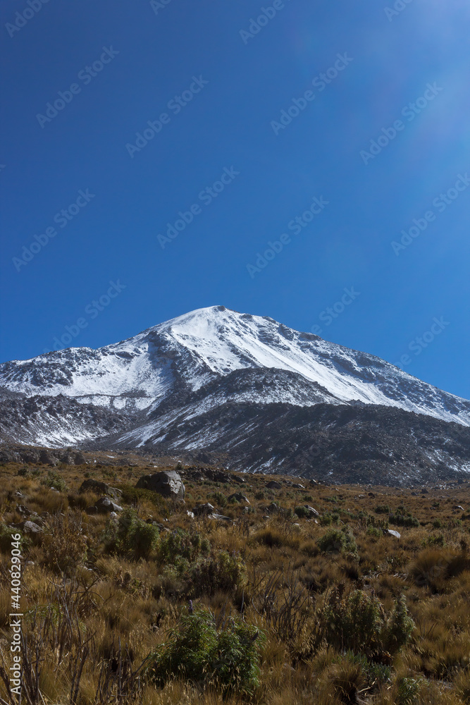 The beautiful view of the Pico de Orizaba in mexico