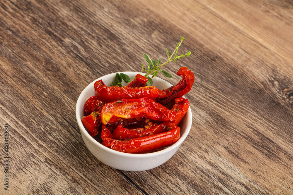 Sun-dried tomato in olive oil Sun-dried tomato in olive oil