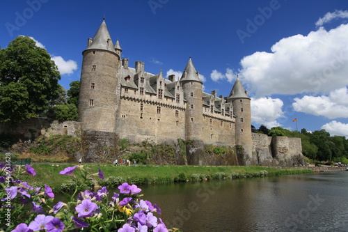 Josselin, Francia. Bonita localidad francesa con su castillo medieval. photo