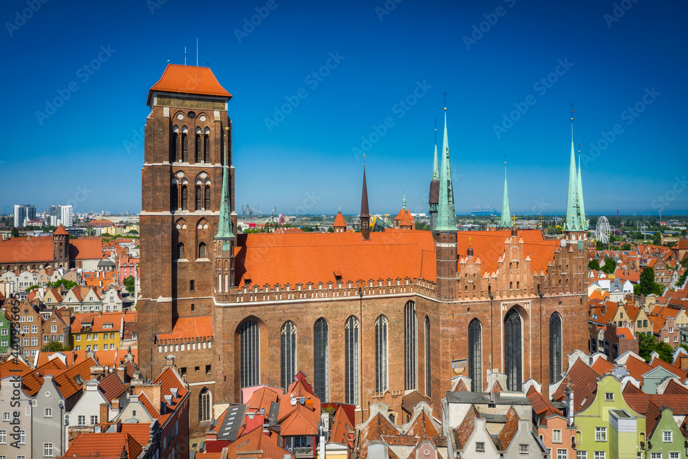 Obraz premium Beautiful architecture of the main city of Gdansk at summer. Poland