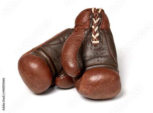 Used boxing gloves © goir