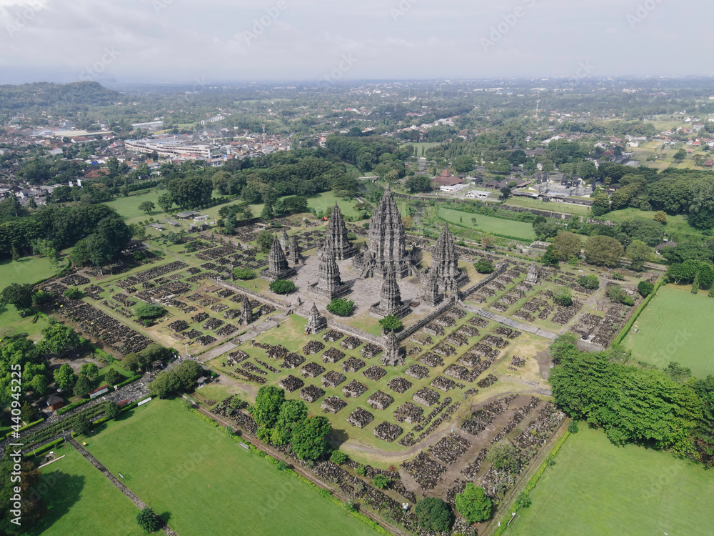 Obraz premium Aerial View of Beautiful Landscape Prambanan Temple complex in Yogyakarta, Indonesia