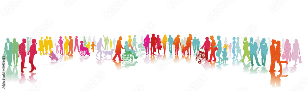 Große Fußgängergruppe und Familien auf den Bürgersteig Große Fußgängergruppe und Familien auf den Bürgersteig