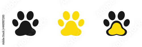 Animal paw icons set. Flat design. Vector illustration.