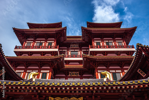 Buddha Tooth Relic Temple in Singapore in Chinatown 