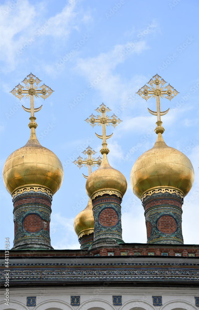 Obraz premium The domes of the Kremlin Church