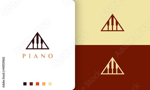 piano academy logo or icon in a minimalist and modern style
