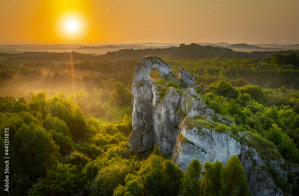 Okiennik wielki rock during sunrise - Jura Krakowsko-Czestochowska - Poland - obrazy, fototapety, plakaty 