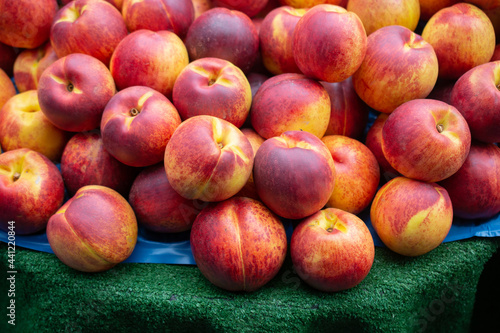 фотографія Pile of fresh nectarine peaches