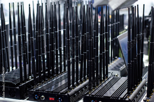 Mobile Network Jammer Device. Power Adjustable Desktop Jammers.