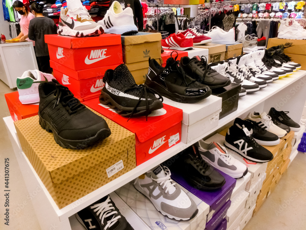 Stockfoto Antalya, Turkey - May 11, 2021: The sneakers Nike at shop at  Antalya, Turkey | Adobe Stock