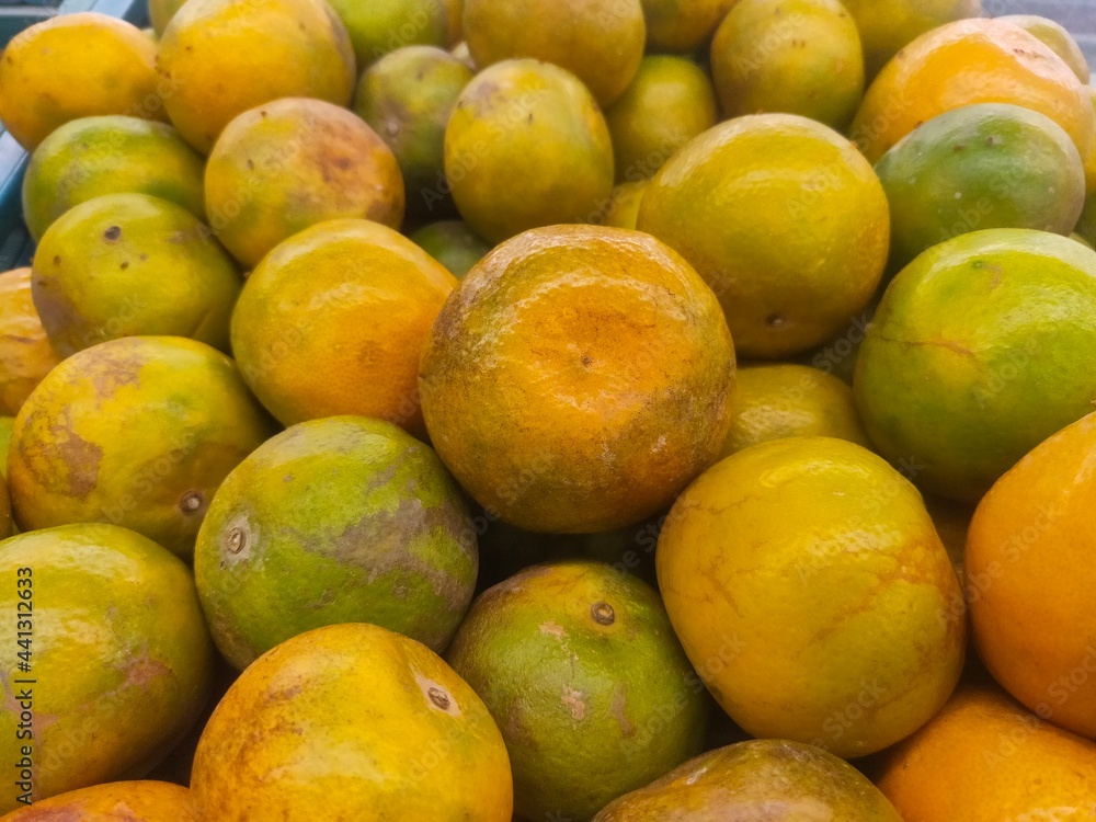 lemons in a market
