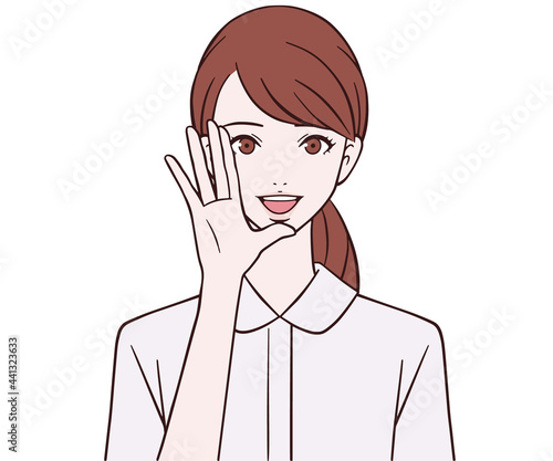 笑顔で呼びかける看護師