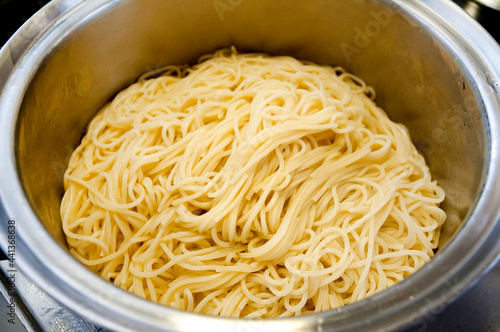 茹でたパスタ