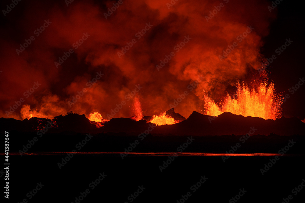 The 2014 Bárðarbunga eruption at the Holuhraun fissures across a river, Central Highlands, Iceland